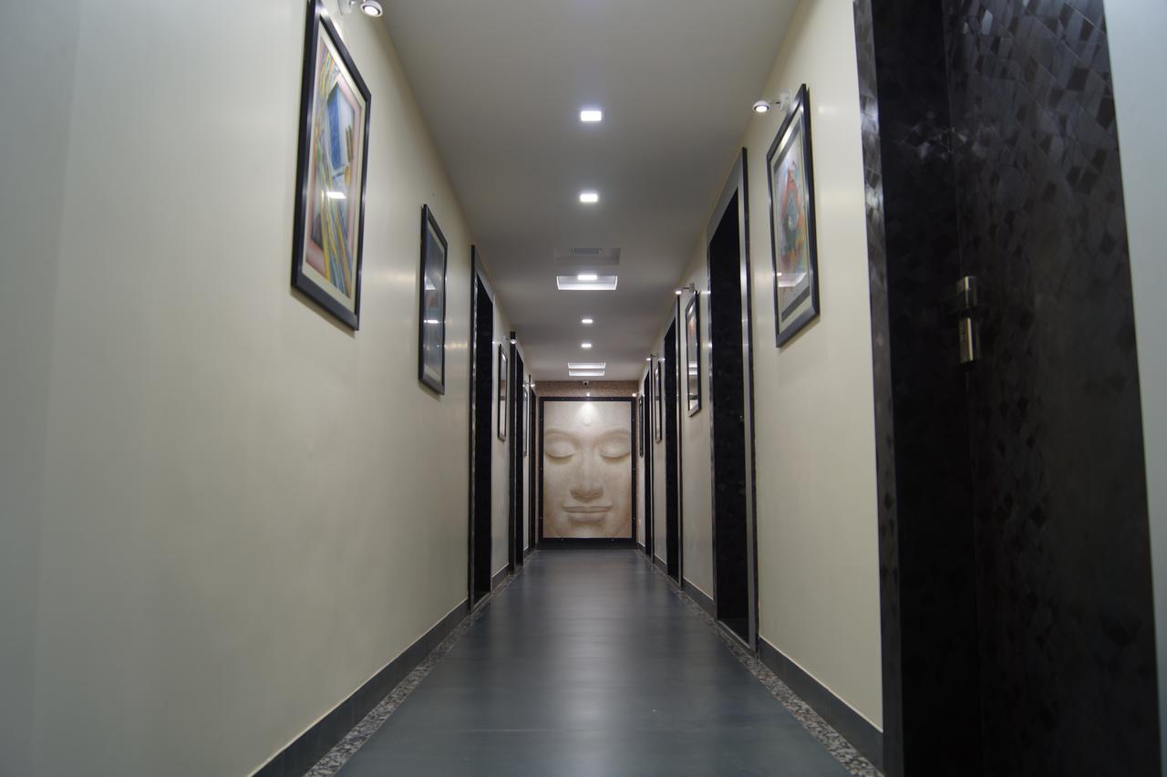 Hotel Tulsi Residency Bhuj Eksteriør bilde