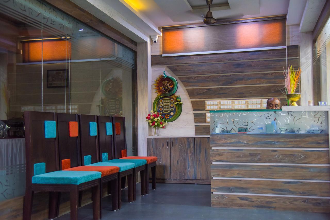 Hotel Tulsi Residency Bhuj Eksteriør bilde