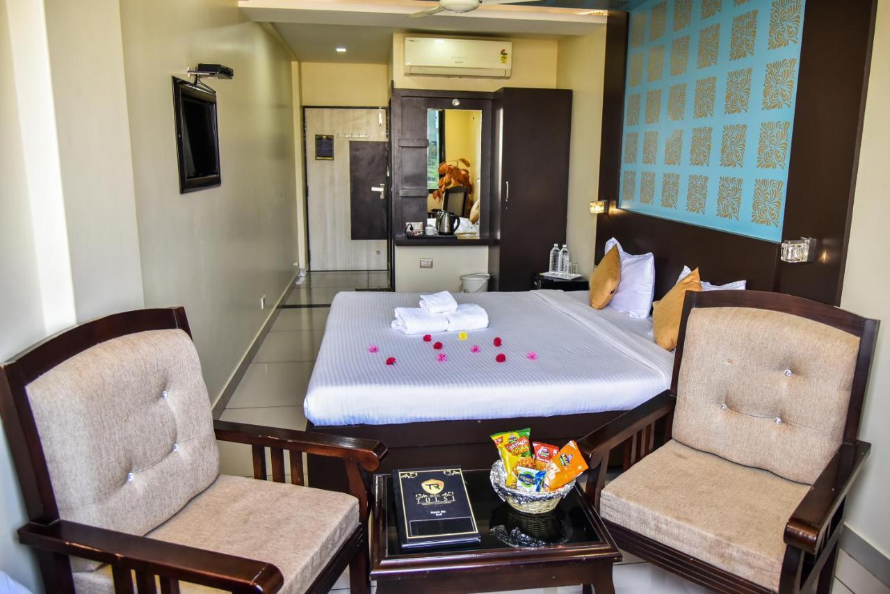 Hotel Tulsi Residency Bhuj Eksteriør bilde