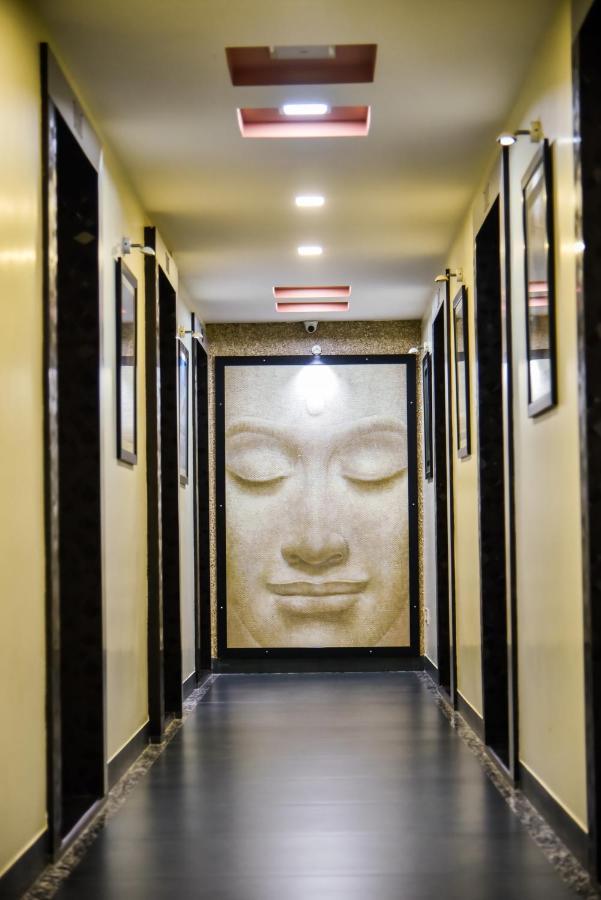 Hotel Tulsi Residency Bhuj Eksteriør bilde