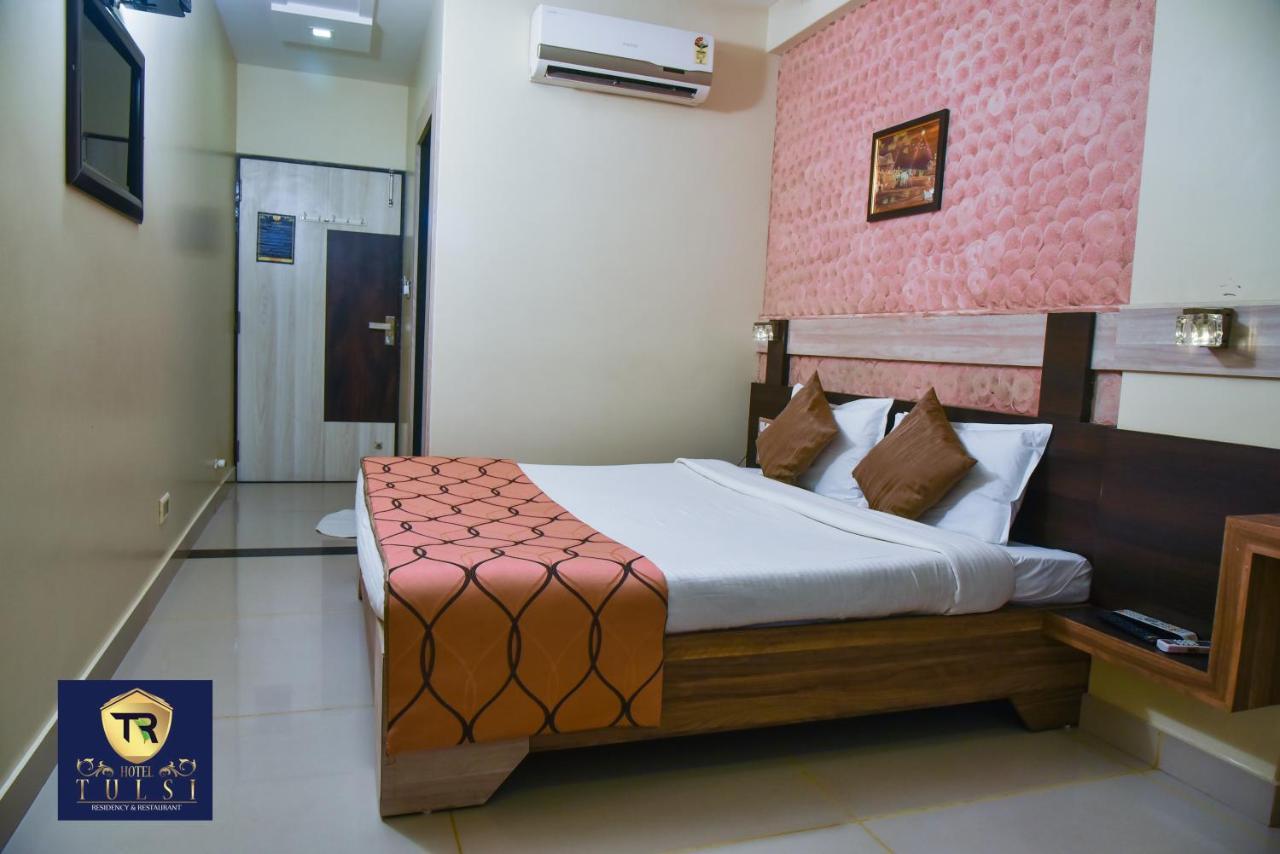 Hotel Tulsi Residency Bhuj Eksteriør bilde